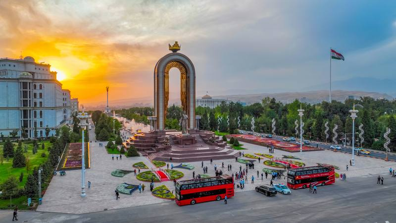 Dushanbe Somoni Monument