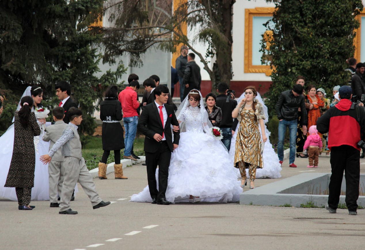 Таджикистан выйду замуж. Туйи Милли. Свадьба в Таджикистане. Таджикская свадьба. Таджикская свадьба фото.
