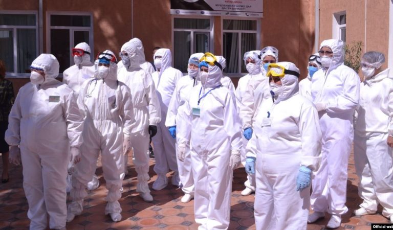 Родственники умершего от пневмонии пациента избили врача и медсестру. Коротко о самом главном за сегодня Родственники умершего от пневмонии пациента избили врача и медсестру. Коротко о самом главном за сегодня