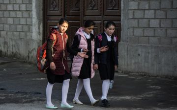 Таътили зимистона дар Тоыикистон тамдид шуд