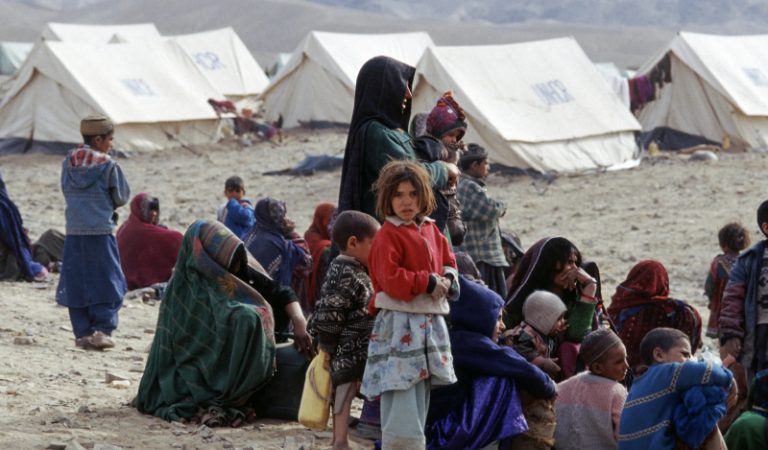«11 врагов Оушена». Почему из Таджикистана депортировали 11 афганских беженцев?