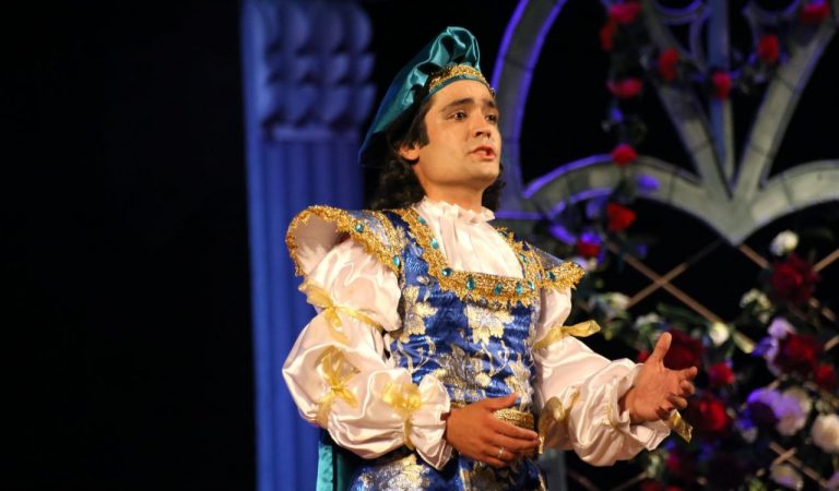 Тенор Манучехр. Как парень из таджикской провинции стал оперным певцом