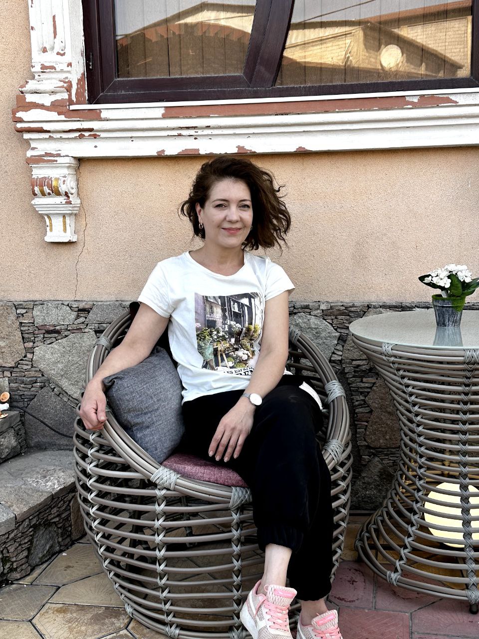 Роксана Исабаева, создатель компании ротанговой мебели в Таджикистан