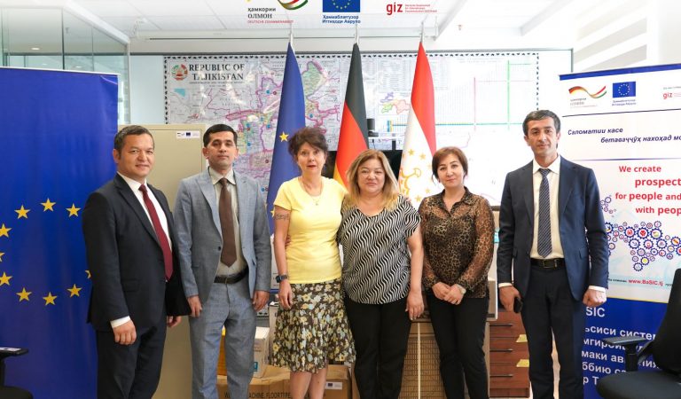 Доноры предоставили современное оборудование для выявления и лечения туберкулеза в Таджикистане