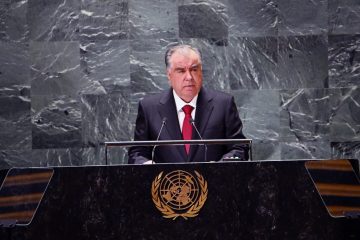 Президенти Тоҷикистон дар минбари СММ таҳқири Қуръонро маҳкум кард
