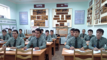 Кафедраи ҳарбӣ дар Тоҷикистон
