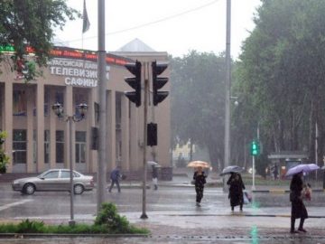 Дар Тоҷикистон хунукшавии ҳаво ва боридани борону барф дар назар аст