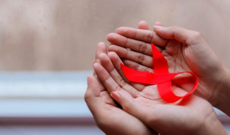 UNAIDS: Закрытие программ по эффективной профилактике ВИЧ может иметь долгосрочные негативные последствия для Таджикистана