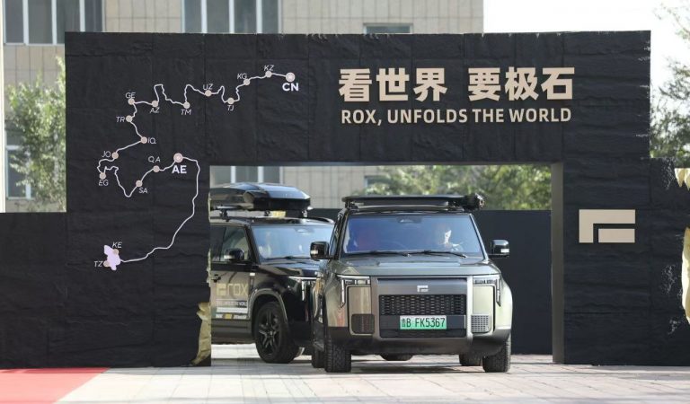 ROX Silk Road Tour: Душанбе стал контрольной точкой великого каравана гибридных внедорожников ROX 01