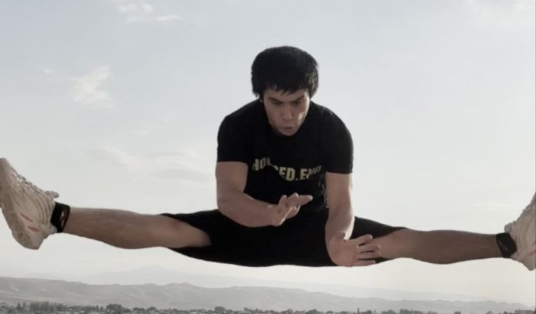 “Брюс Лии Истаравшан”. Ҷавони тоҷик мехоҳад мактаби варзишии худро созад