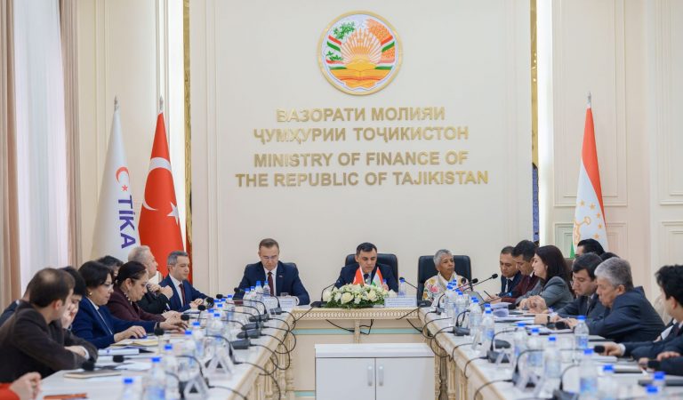 TİKA вносит вклад в развитие финансовых рынков Таджикистана