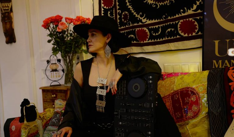 Возвращение к себе. Как таджикистанка помогает женщинам через музыку обрести гармонию с собой