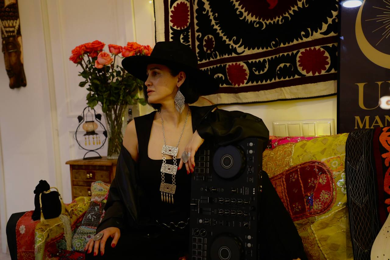 Возвращение к себе. Как таджикистанка помогает женщинам через музыку обрести гармонию с собой