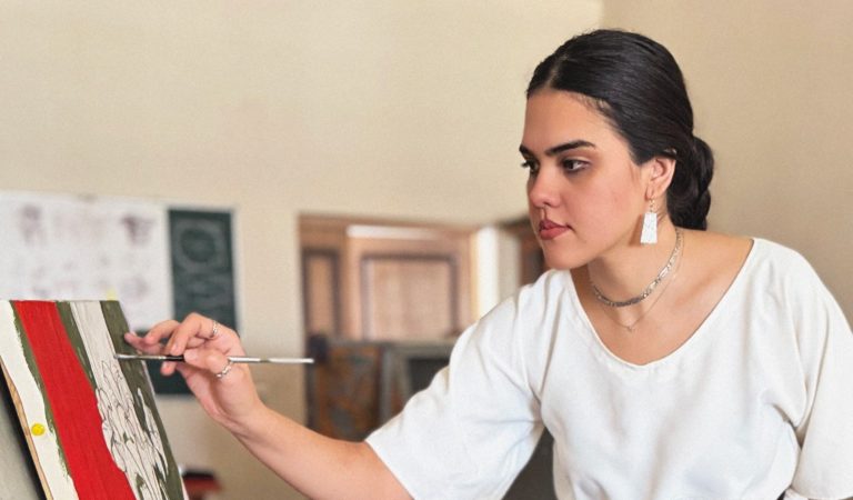 «Мои работы создают особое пространство для зрителя». Как таджикская художница строит свои работы с помощью мелодий повторов и пустот