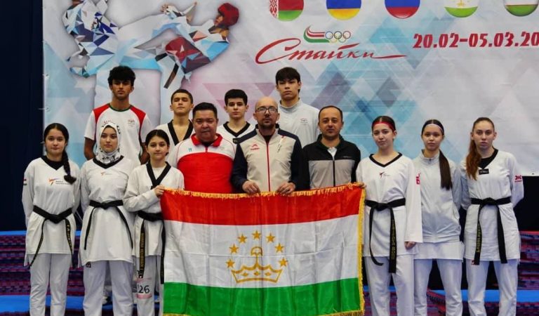 Юниорская сборная Таджикистана по таэквондо WT готовится к чемпионату мира 2026