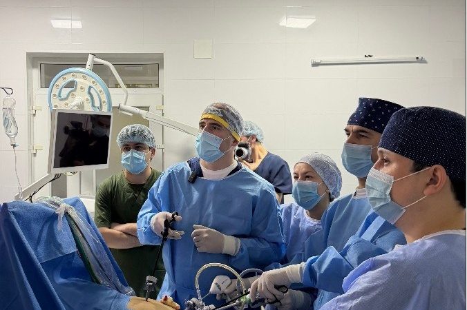 Дар Тоҷикистон бори аввал ҷарроҳии муосири роҳҳои талхагузар бо усули лапароскопӣ анҷом шуд