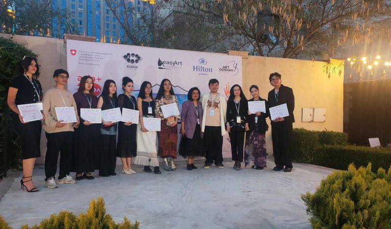 Место, наполненное мистикой. Как художники из Центральной Азии почти неделю творили на озере Искандеркуль