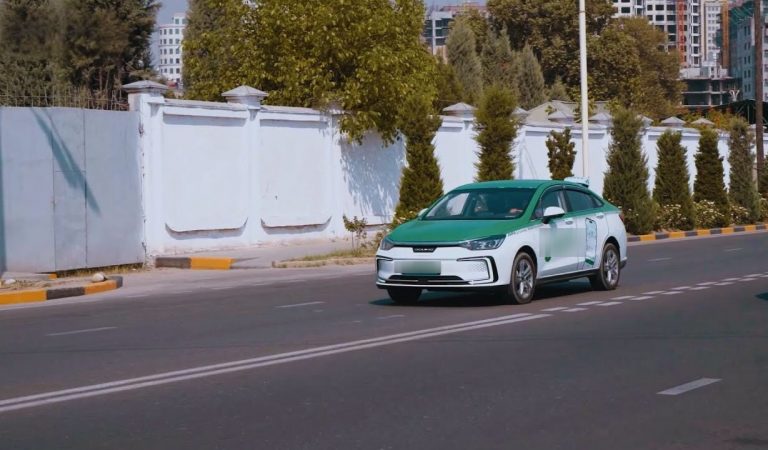 Дар Душанбе аз сокинон хостанд, аз таксиҳои “10-сомонӣ” истифода накунанд