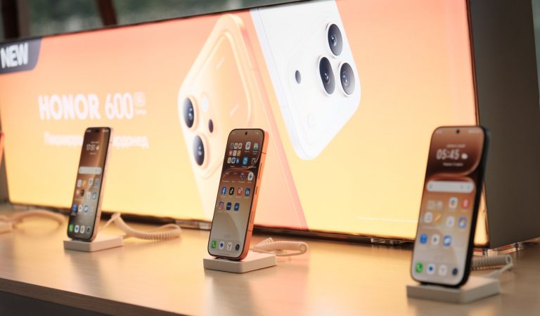Ҳуши маснӯӣ ва дурбини шабона: Силсилаи нави “HONOR 600” муаррифӣ шуд